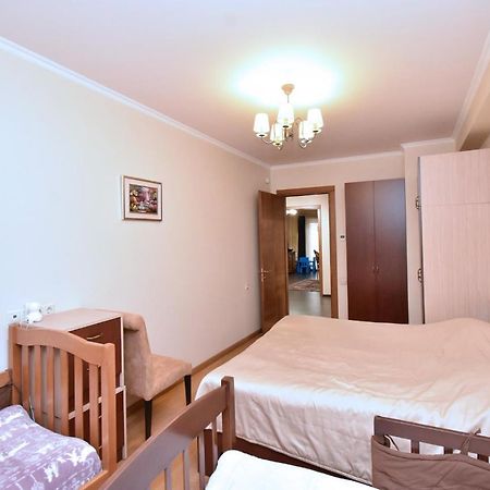 Dos Guest House Єреван Екстер'єр фото