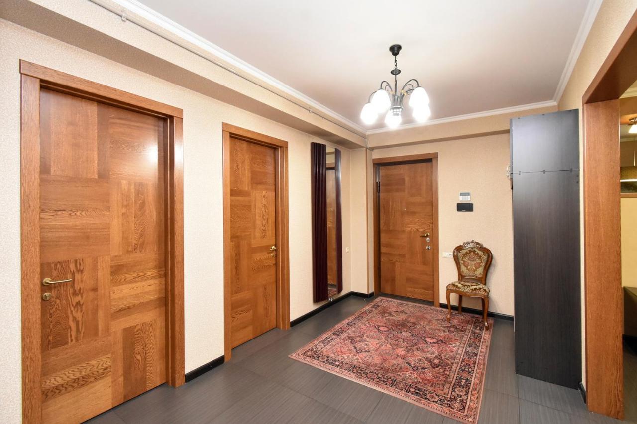 Dos Guest House Єреван Екстер'єр фото